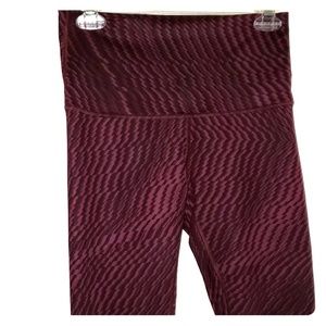 Lululemon Wunder Under leggings